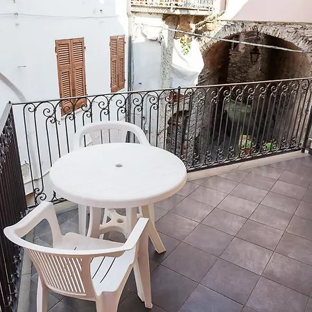 B&B La Meridiana Casale 피뇨네