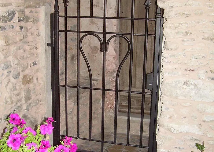 La Meridiana Casale Bed and Breakfast 4*