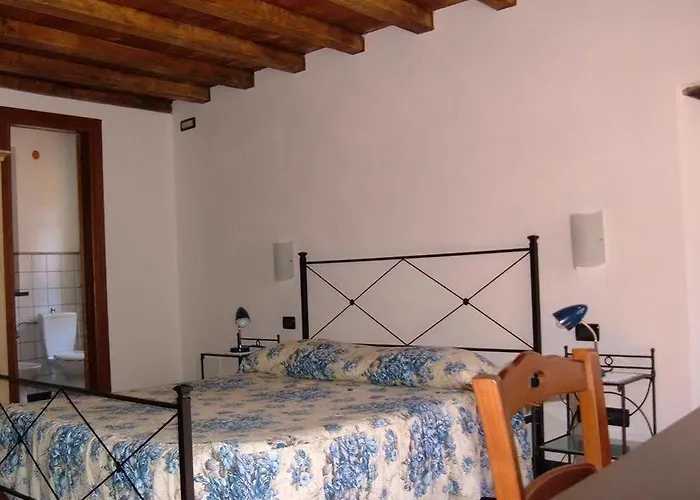 Bed and Breakfast La Meridiana Casale Pignone