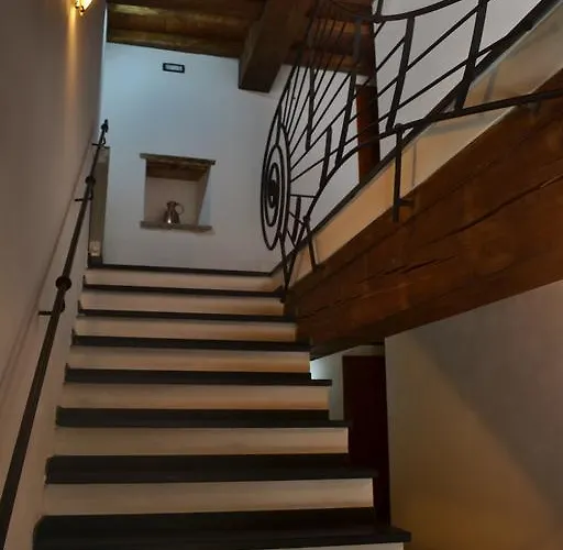 La Meridiana Casale Bed and Breakfast 4*