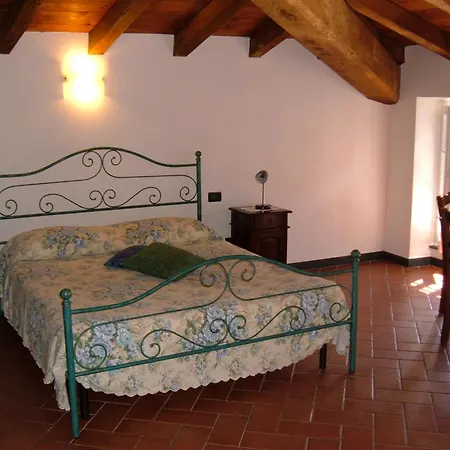 Bed & Breakfast La Meridiana Casale 3*