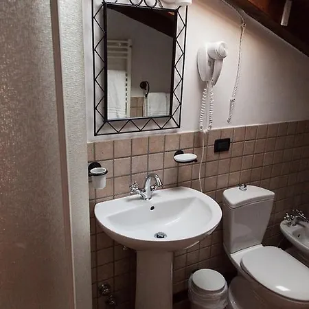 Bed & Breakfast La Meridiana Casale 3*