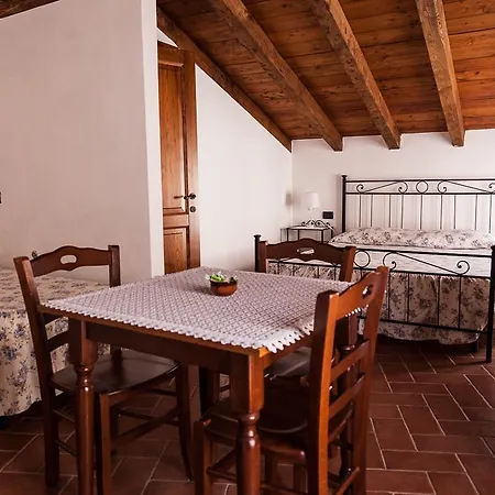 Bed & Breakfast La Meridiana Casale 3*