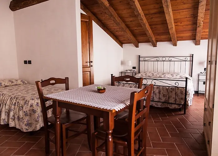 Bed & Breakfast La Meridiana Casale 4*
